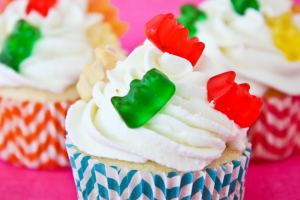 gummy bear white chocolate cupcakes