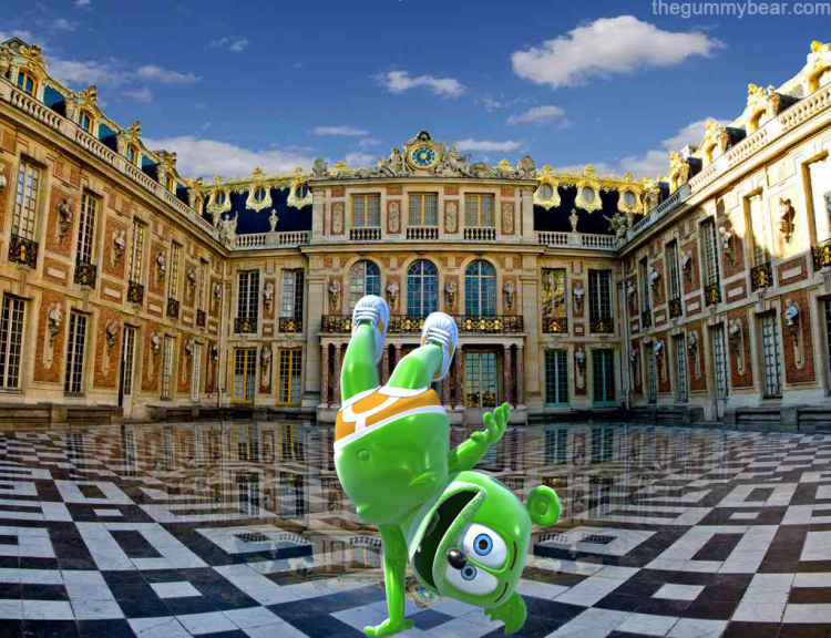 palace de versailles paris france travel gummy bear song gummibar i am a gummybear je m'appelle funny bear youtube youtuber animated cartoon web series
